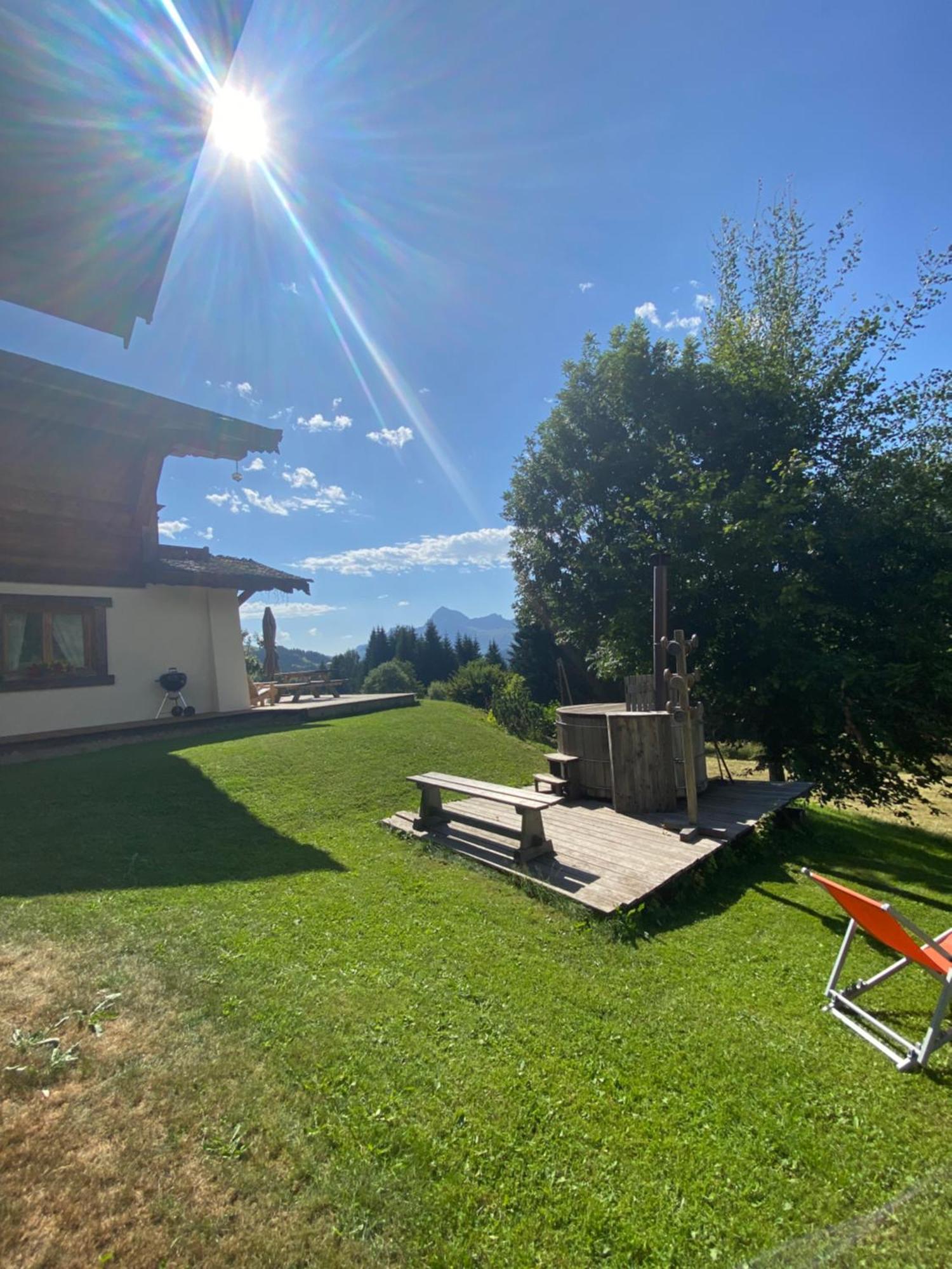 Aparthotel La Ferme des Georgières Notre-Dame-de-Bellecombe Esterno foto